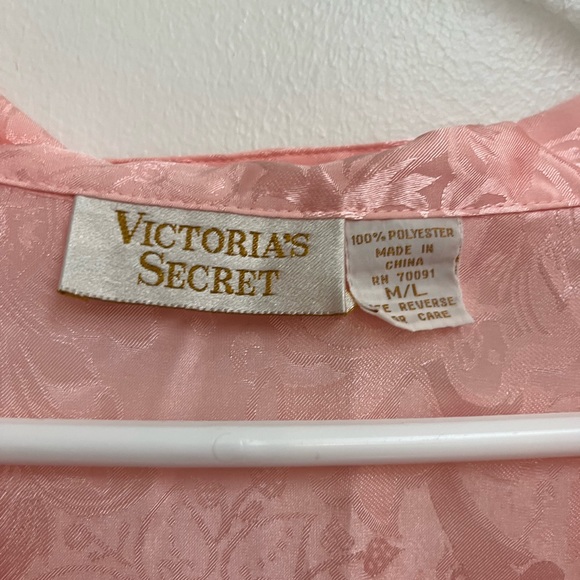 Victoria’s Secret vintage, pink oversize button-down shirt GUC size M/L - Picture 3 of 6